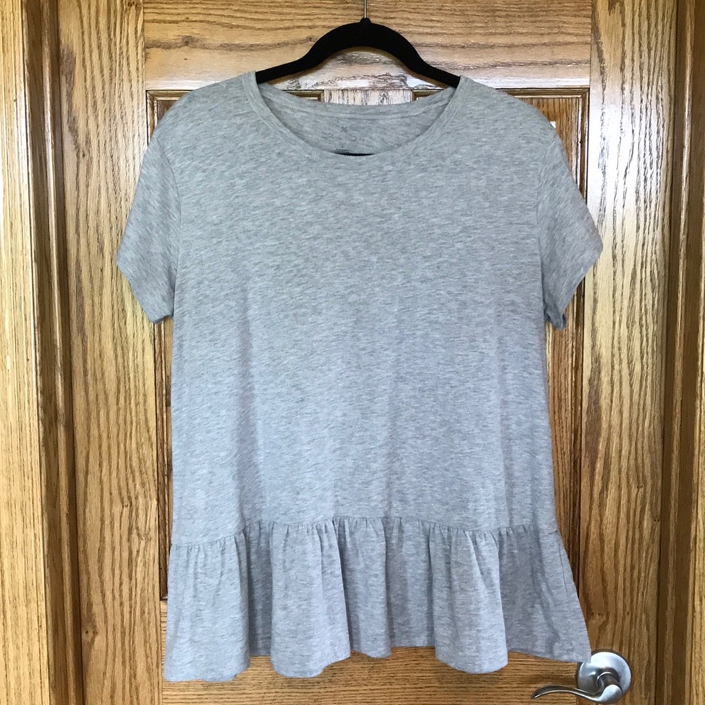 L Caslon Grey Peplum Short Sleeve Top